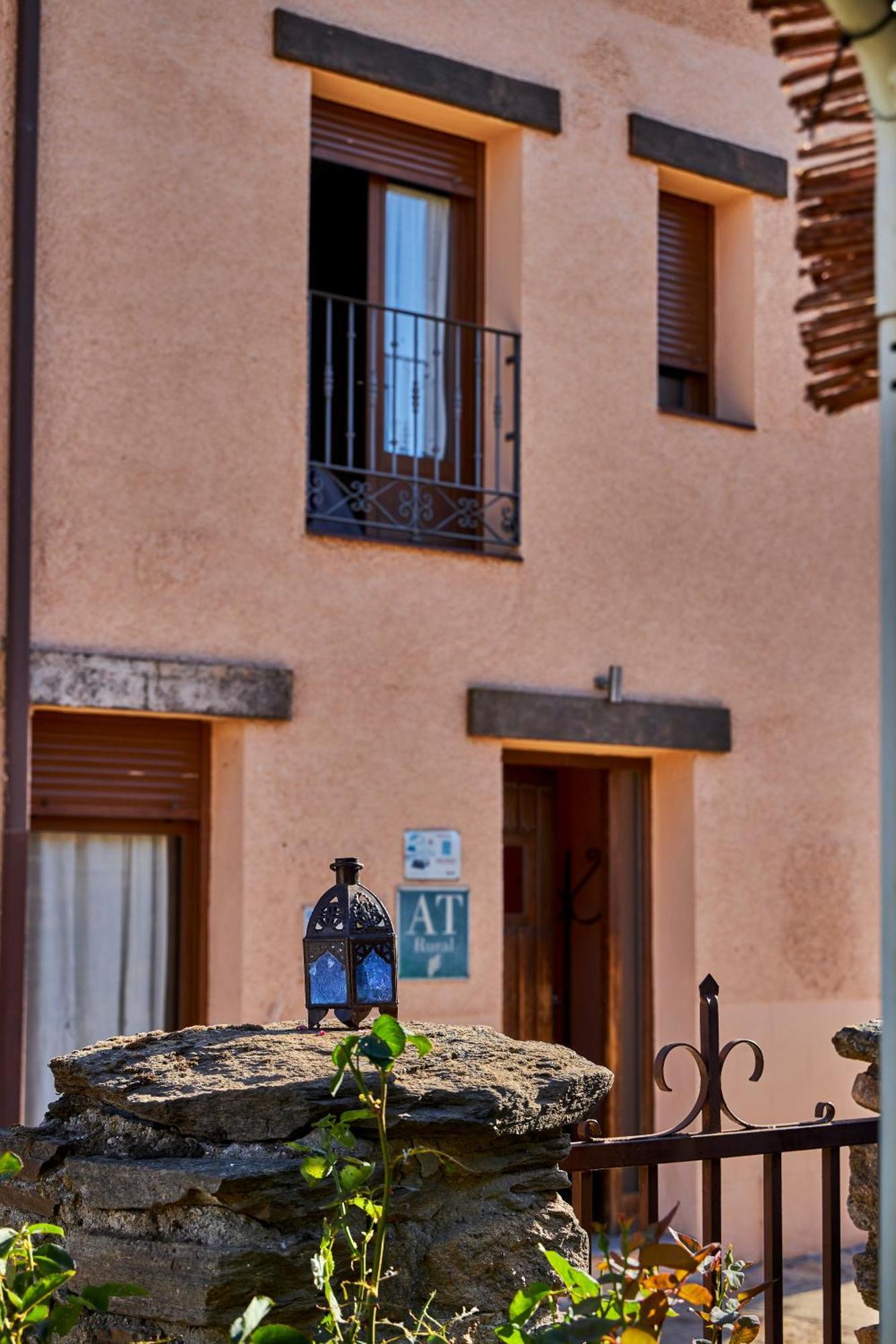 Pradena del Rincon Alojamiento Rural Fuente Del Arca מראה חיצוני תמונה